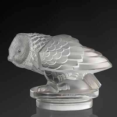 RENÉ LALIQUE (FRENCH 1860-1945) - HIBOU CAR MASCOT, NO. 1181 400px.jpg